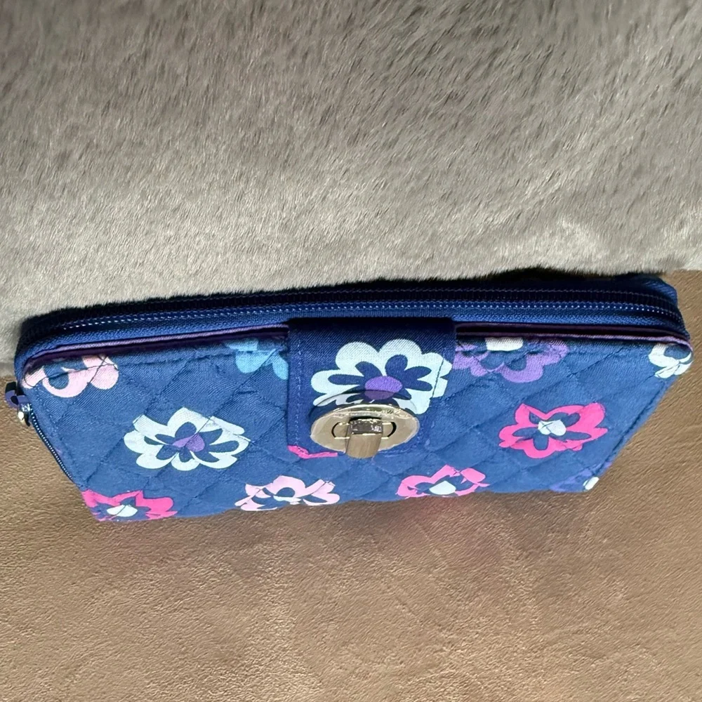 Vera Bradley Wallet Retired Print Ellie Flowers Turnlock Blue Pink Purple 2012
